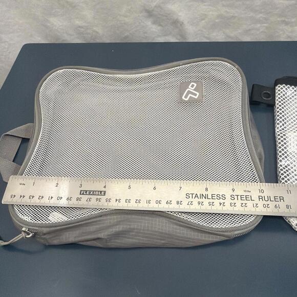 2 Travel Toiletry Bags Kavu Plastic Mesh Compression Gray Bag Zippered - Picture 4 of 13